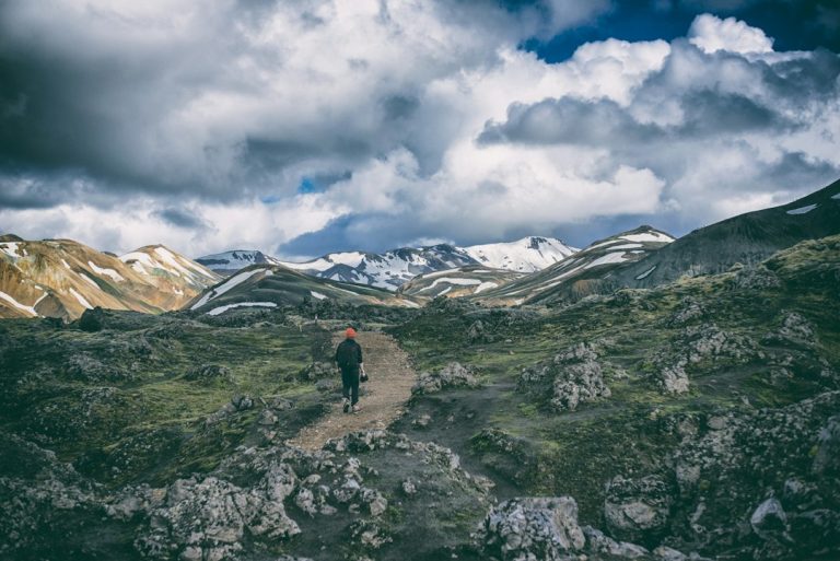 Strategii pentru a-ți face călătoriile mai eco-friendly și sustenabile